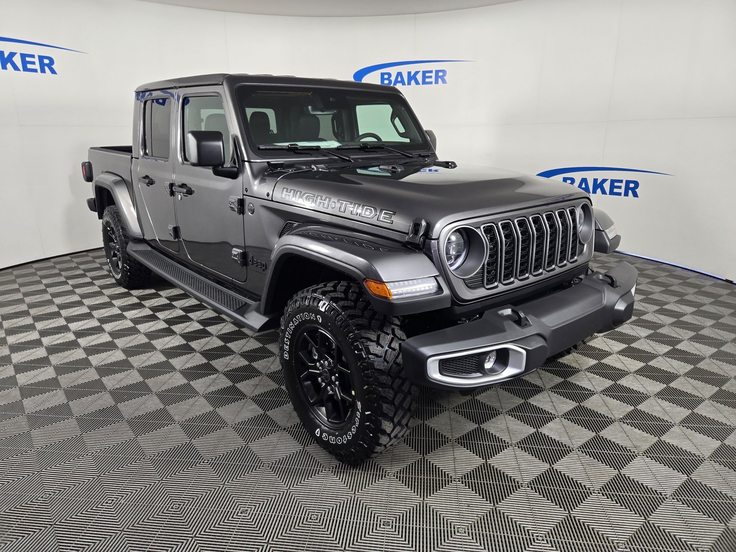 2025 Jeep Gladiator High Tide's photo