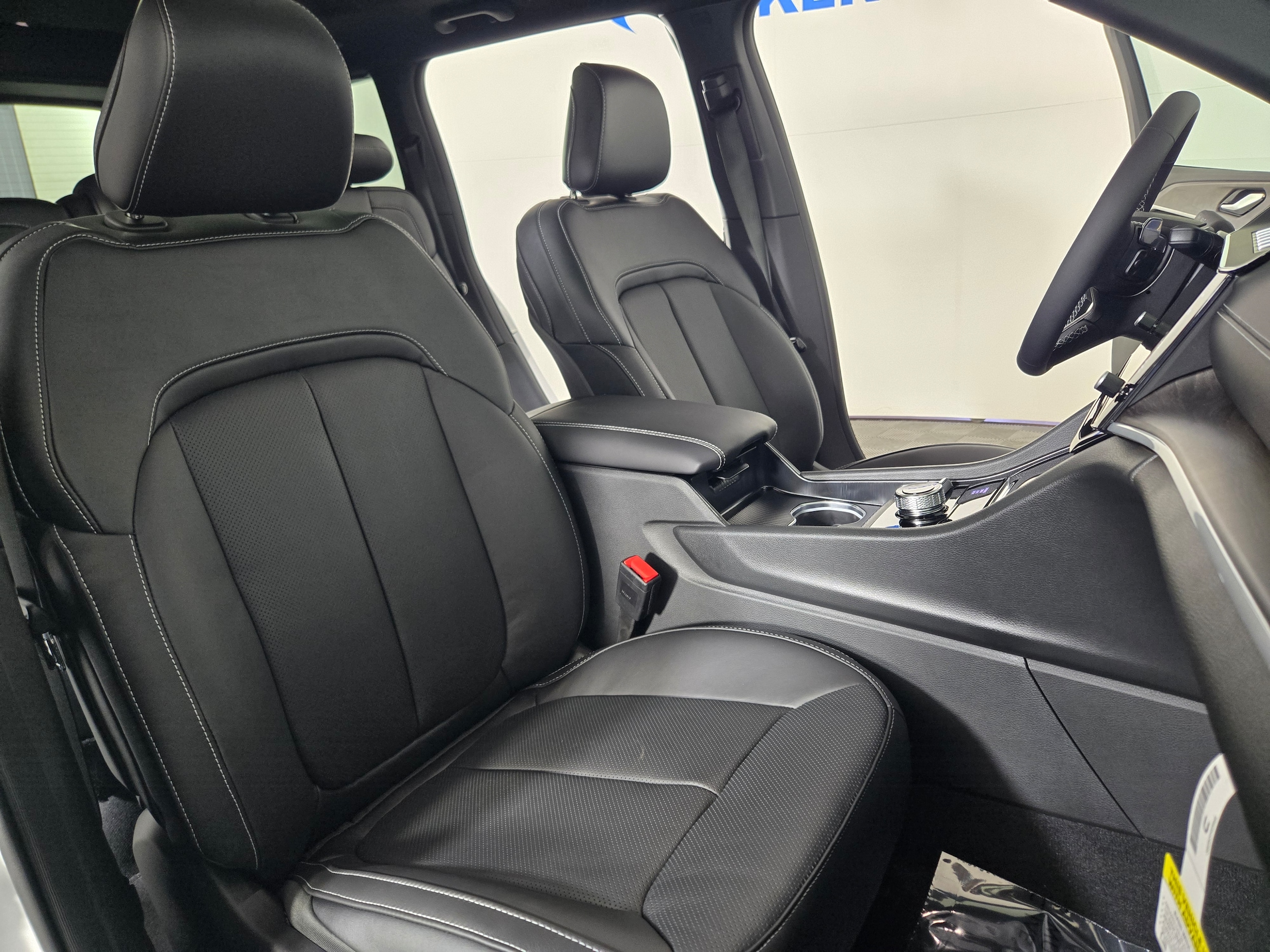 New 2027 Bright White Jeep Limited image 11