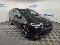 2026 Chrysler Pacifica Select Passenger Van