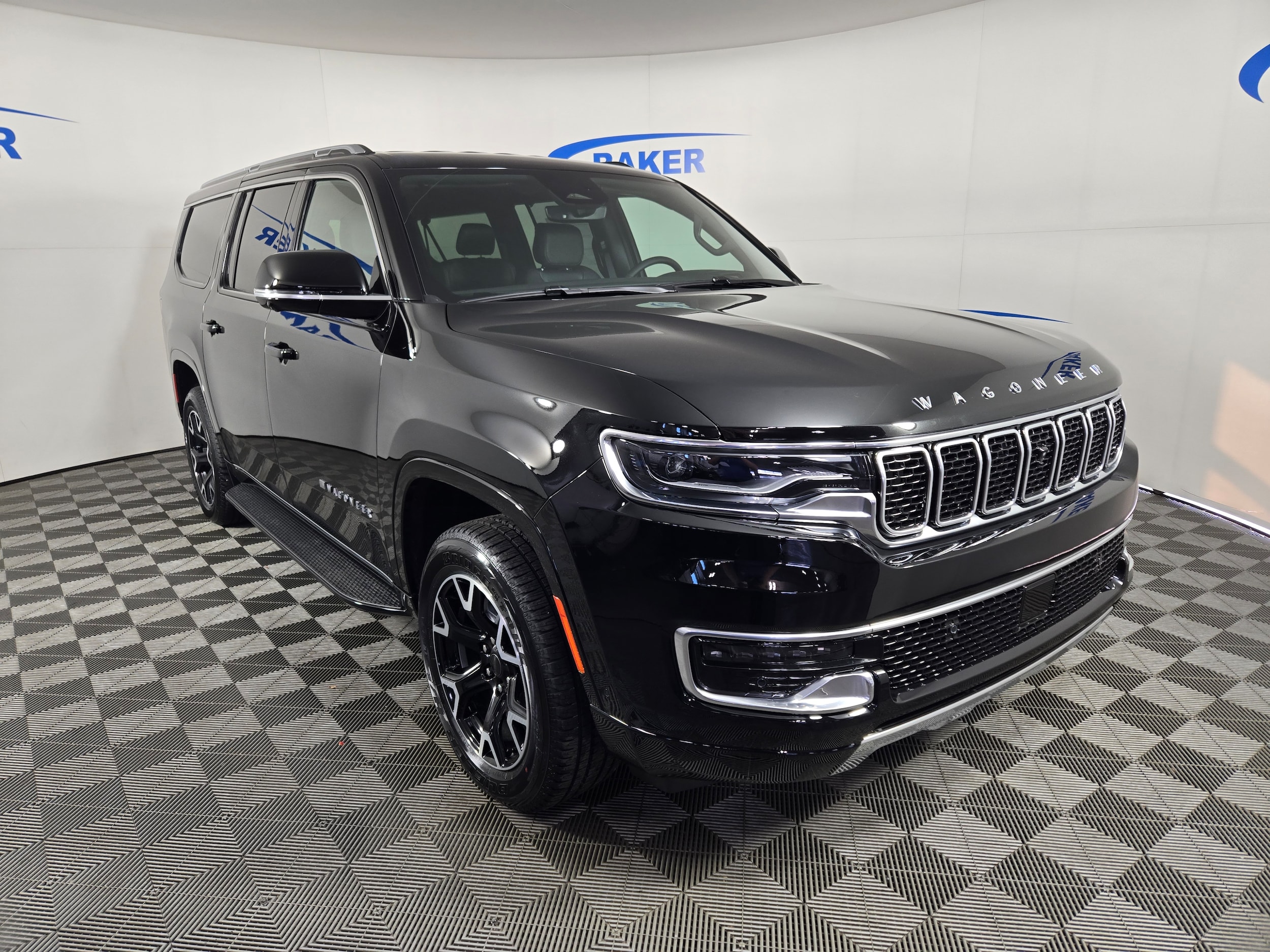 2025 Jeep Wagoneer L Series III's photo