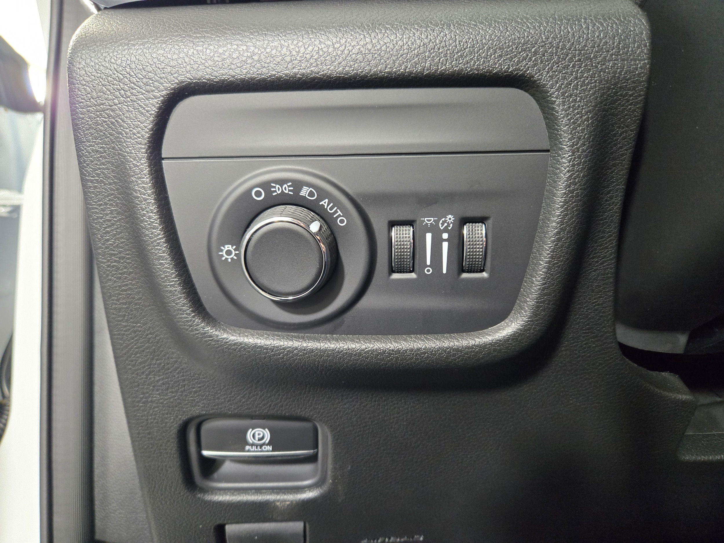 New 2027 Bright White Jeep Laredo image 33