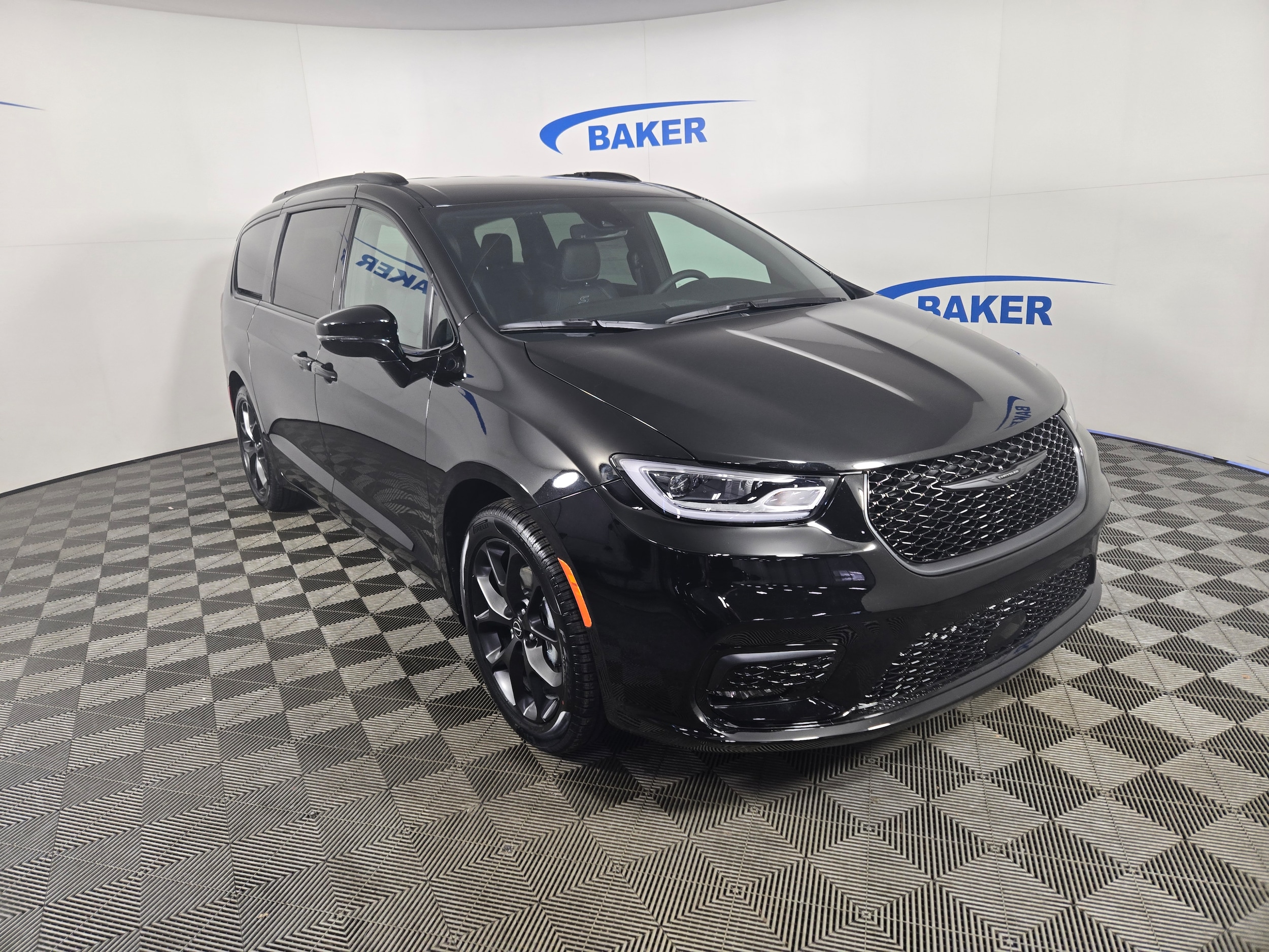 New 2026 Chrysler Pacifica Image