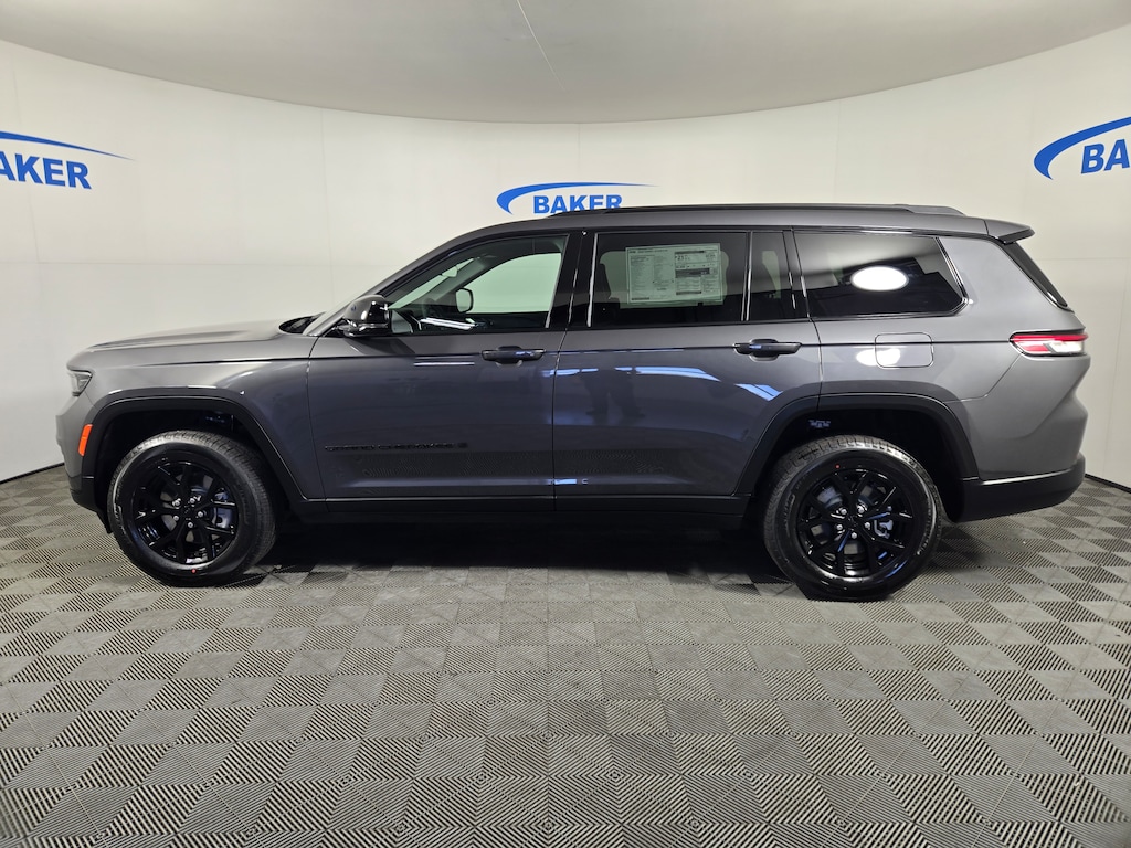 New 2025 Jeep Grand Cherokee L Laredo Sport Utility