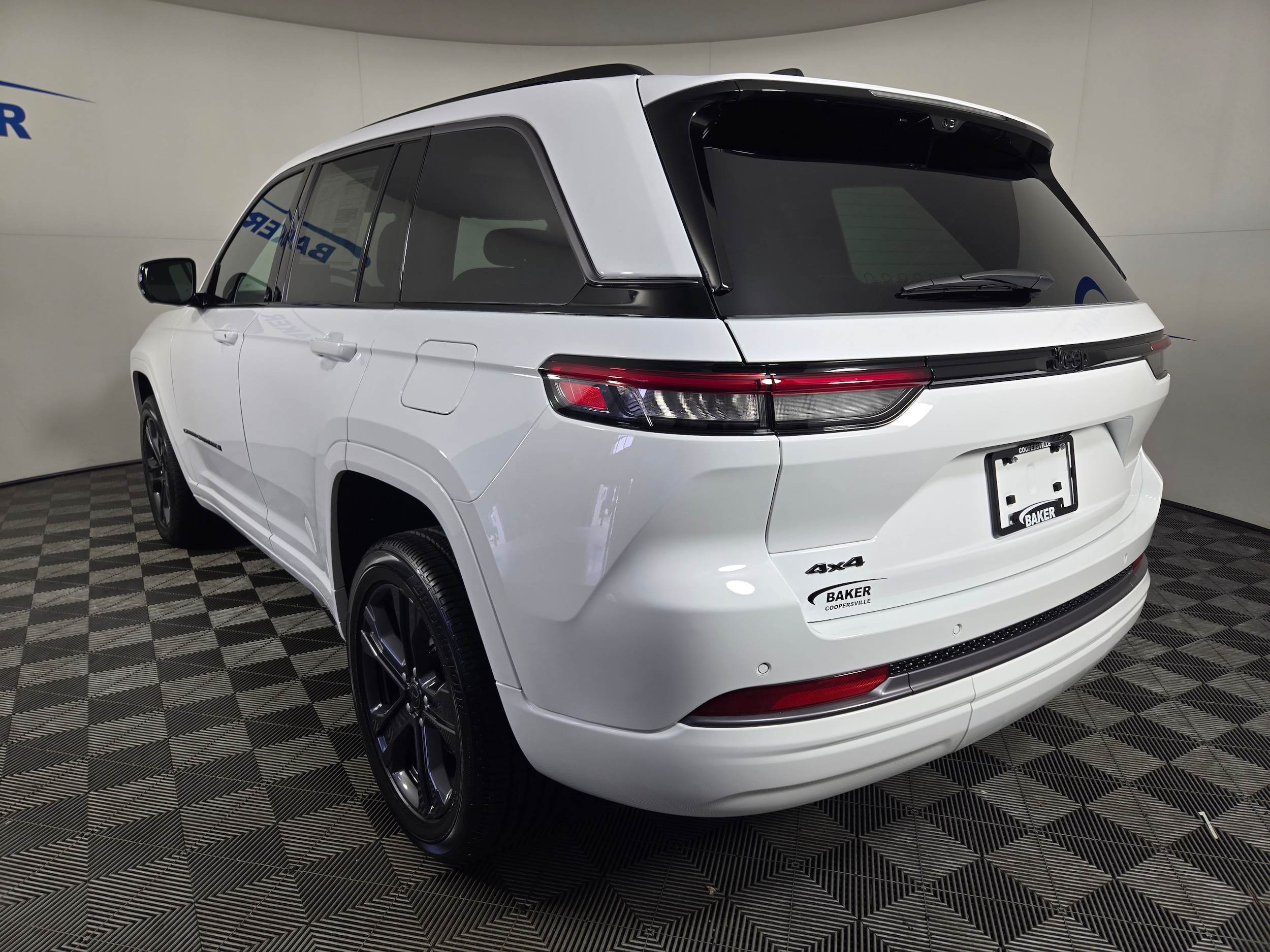 New 2027 Bright White Jeep Limited image 5