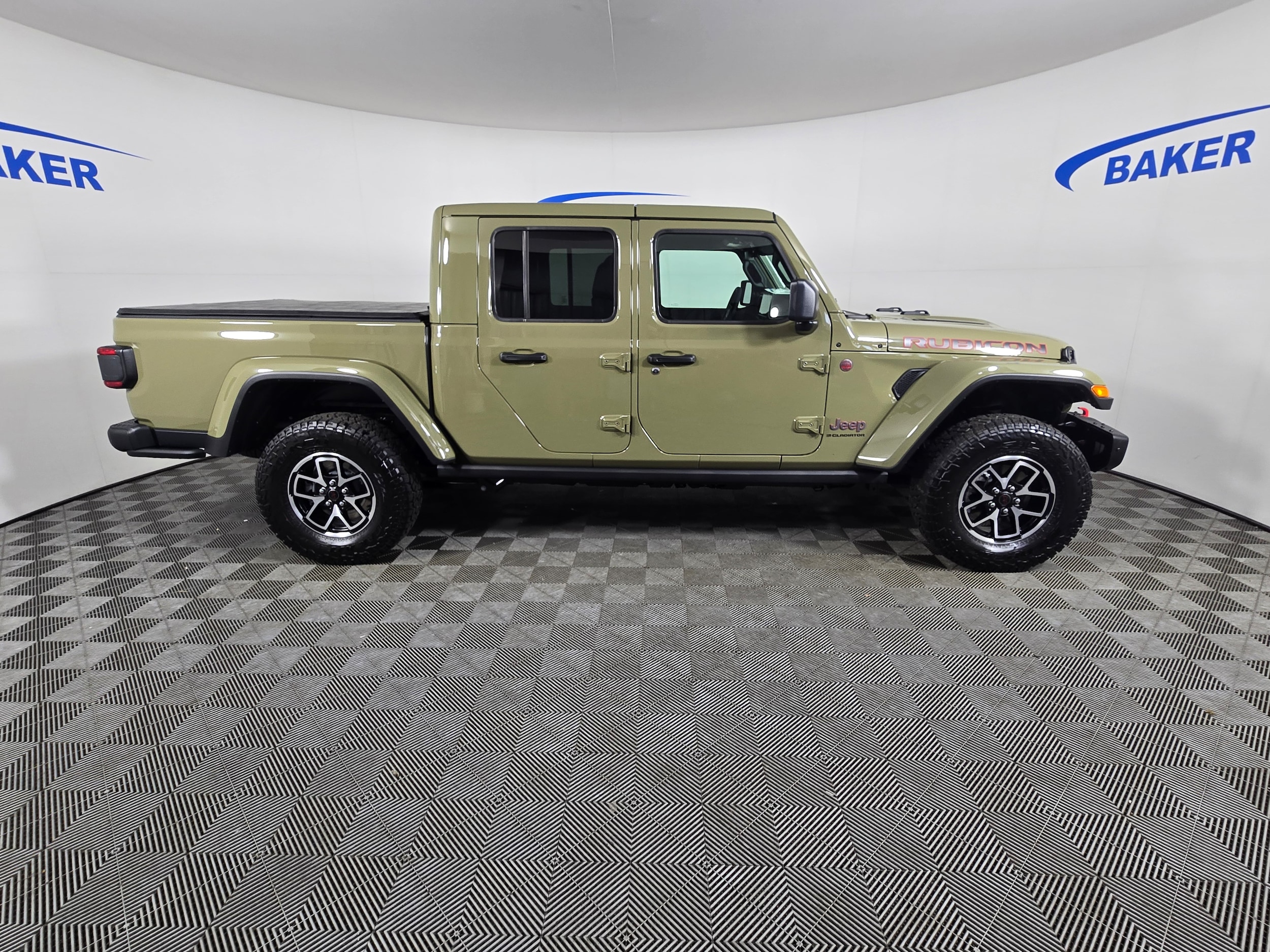 2025 Jeep Gladiator Pickup 