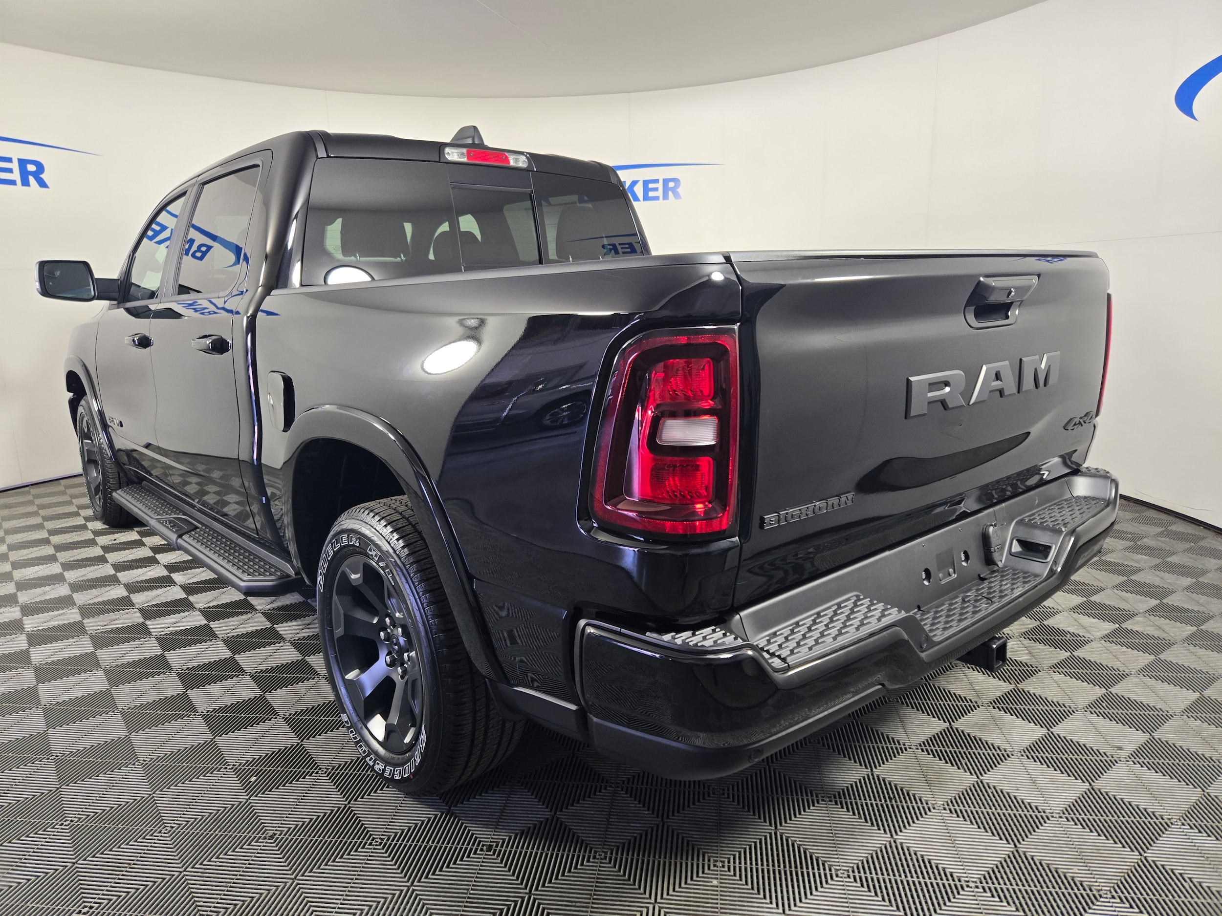 New 2026 Diamond Black Crystal Pearlcoat Ram Big Horn/Lone Star image 4