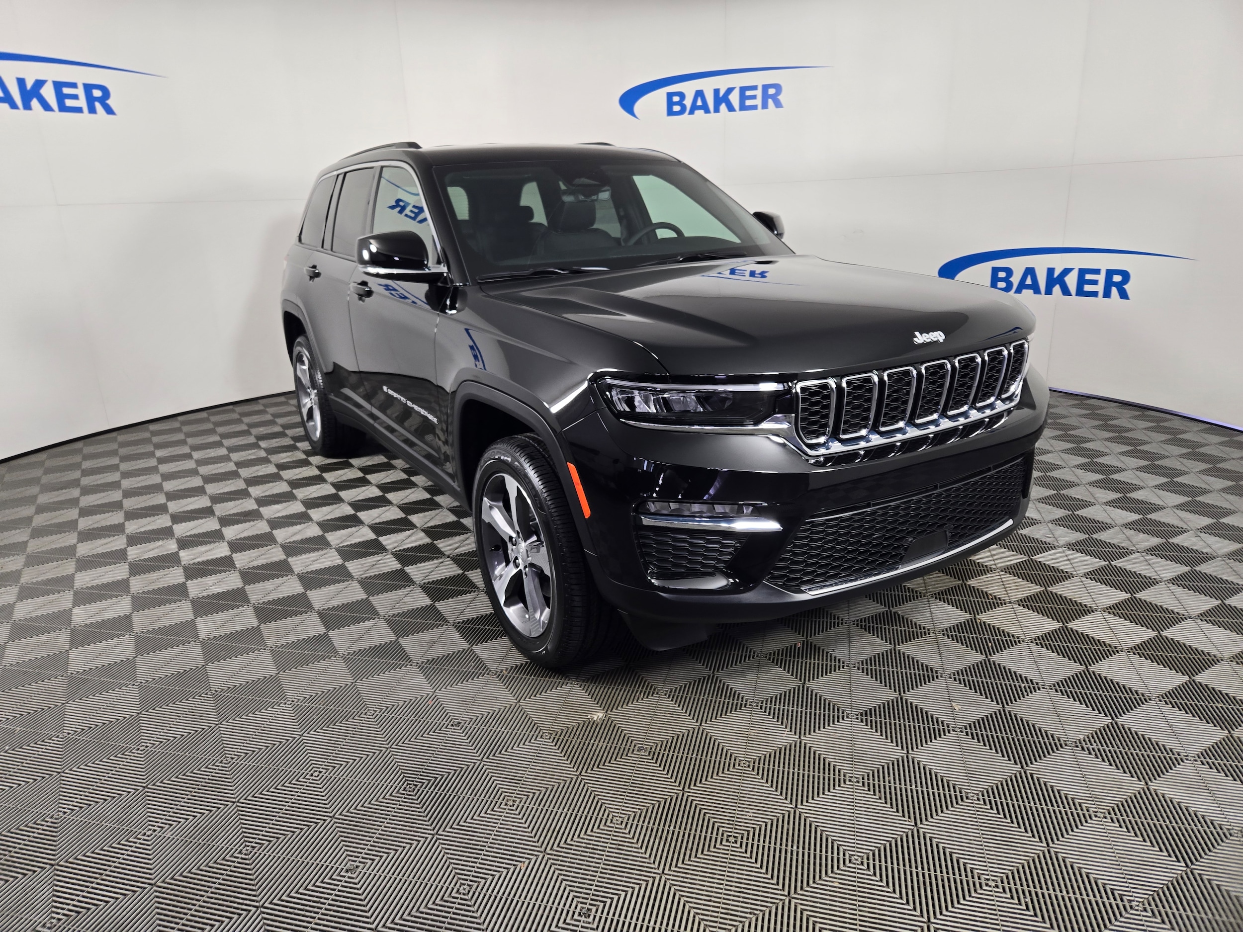 2025 Jeep Grand Cherokee Limited's photo