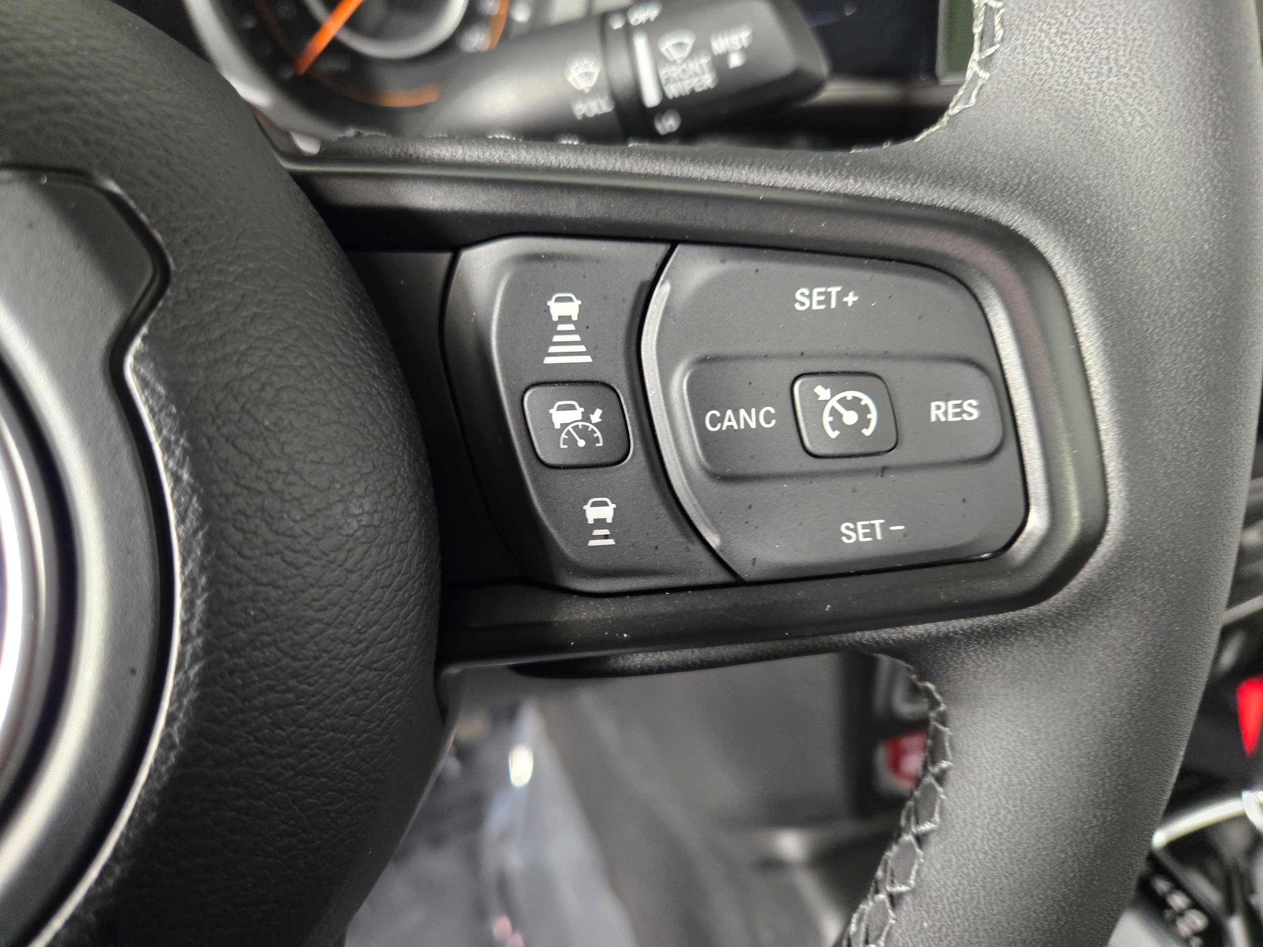 New 2025 Granite Crystal Jeep Sport image 21