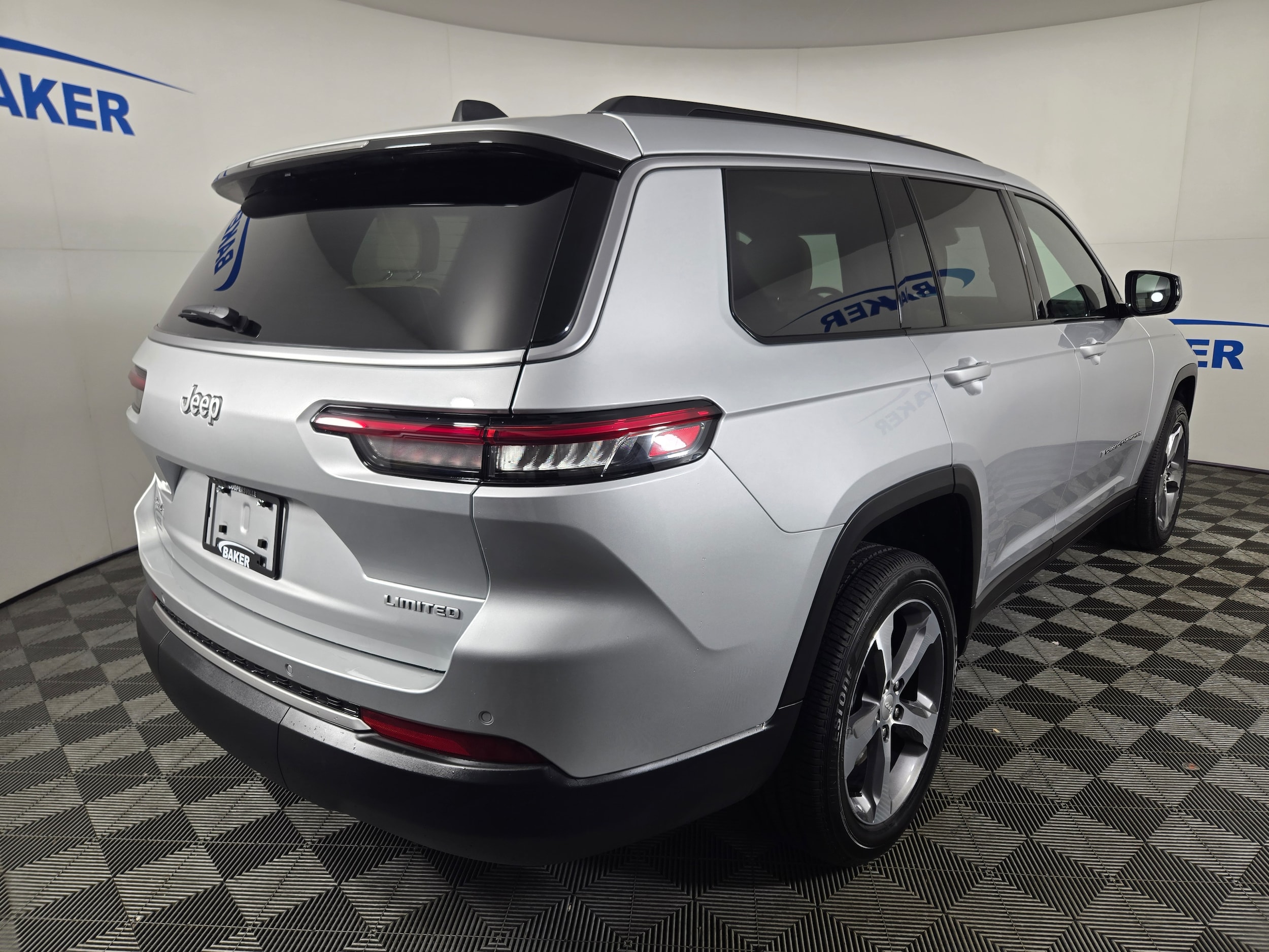 New 2026 Silver Zynith Jeep Limited image 7