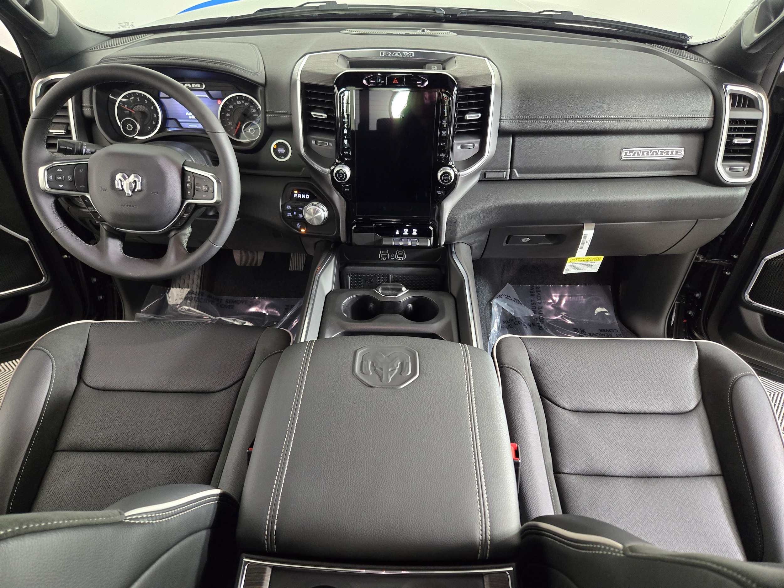 New 2026 Diamond Black Crystal Pearlcoat Ram Laramie image 11