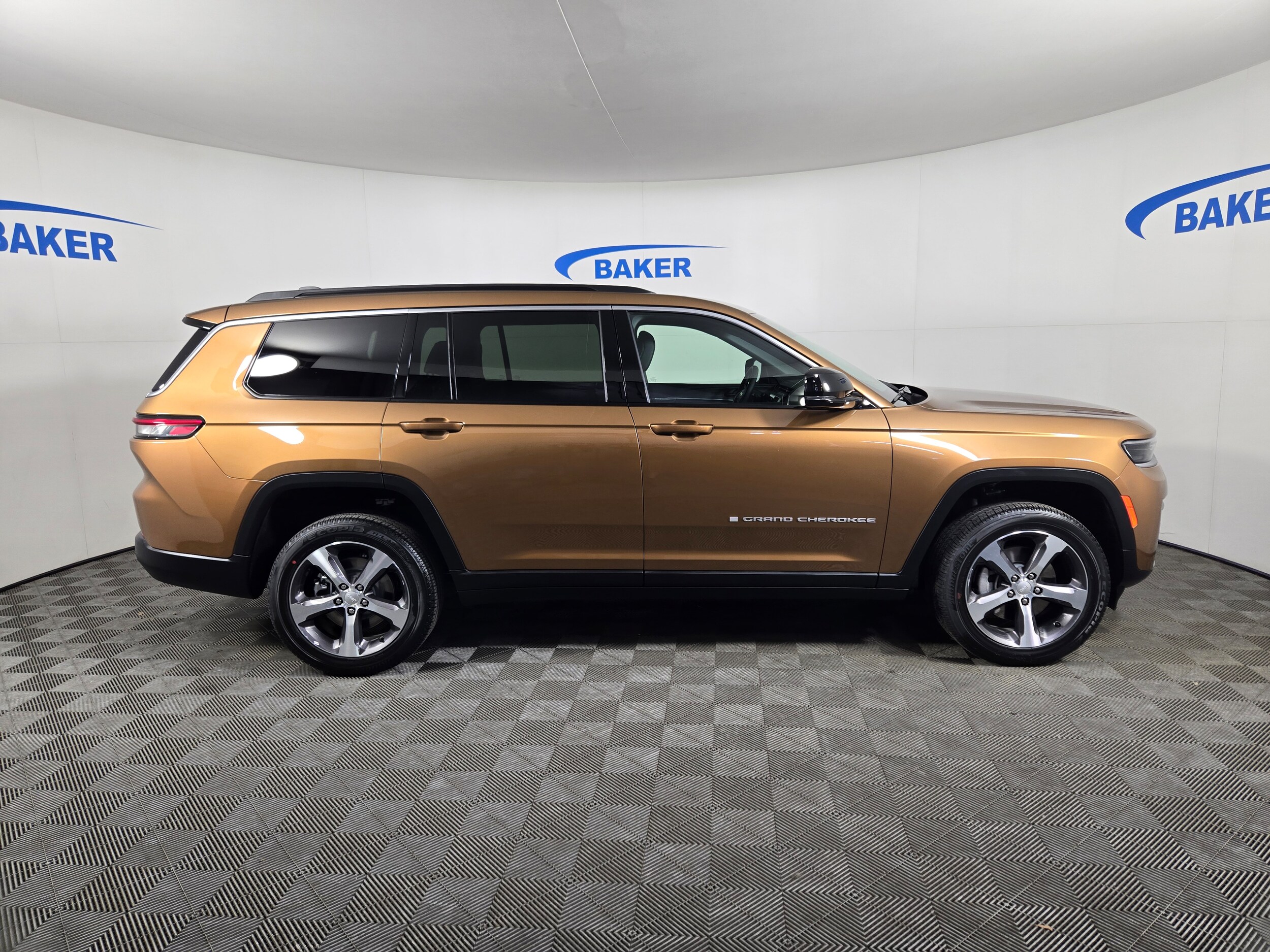 New 2026 Copper Shino Jeep Limited image 8