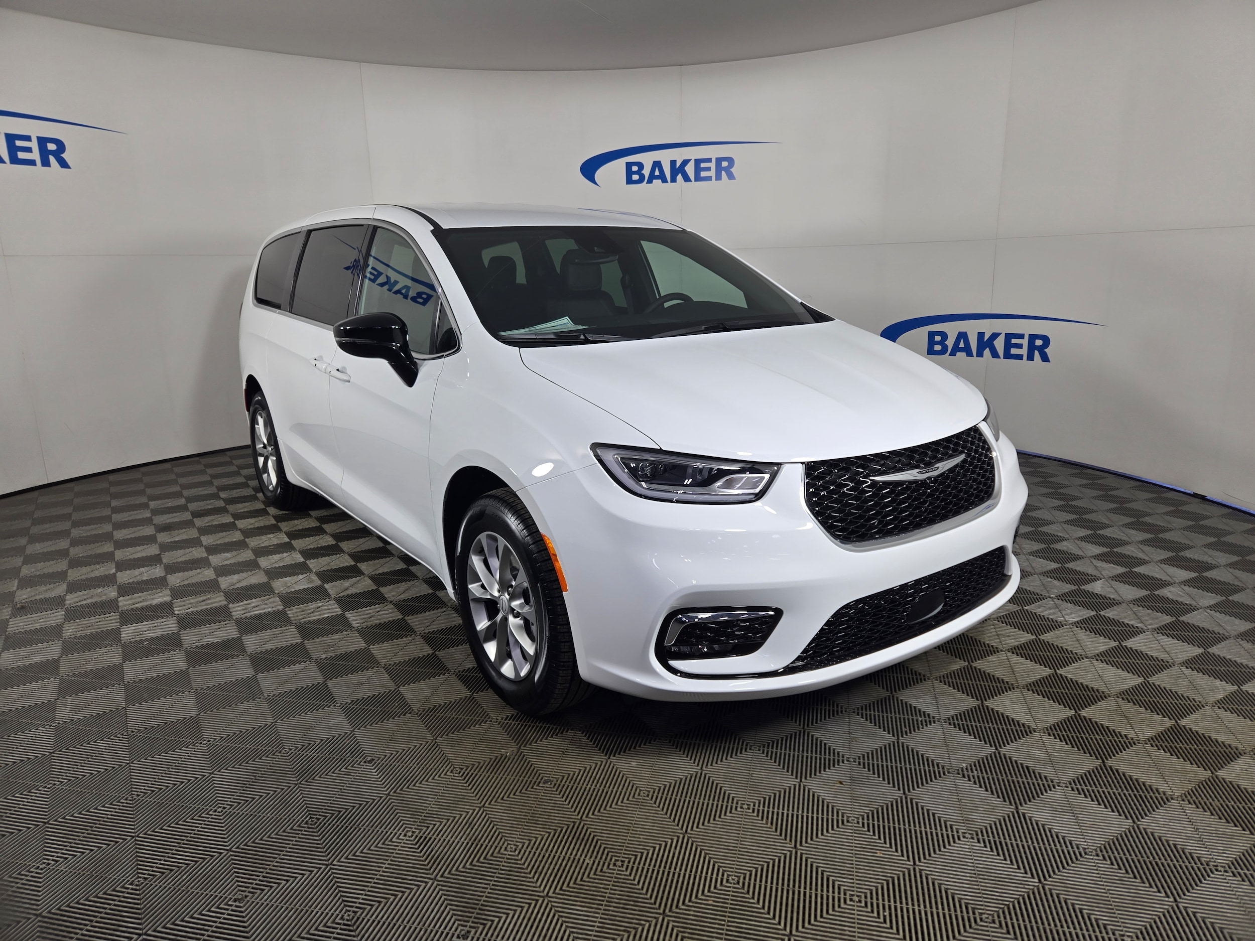 New 2026 Chrysler Pacifica Image