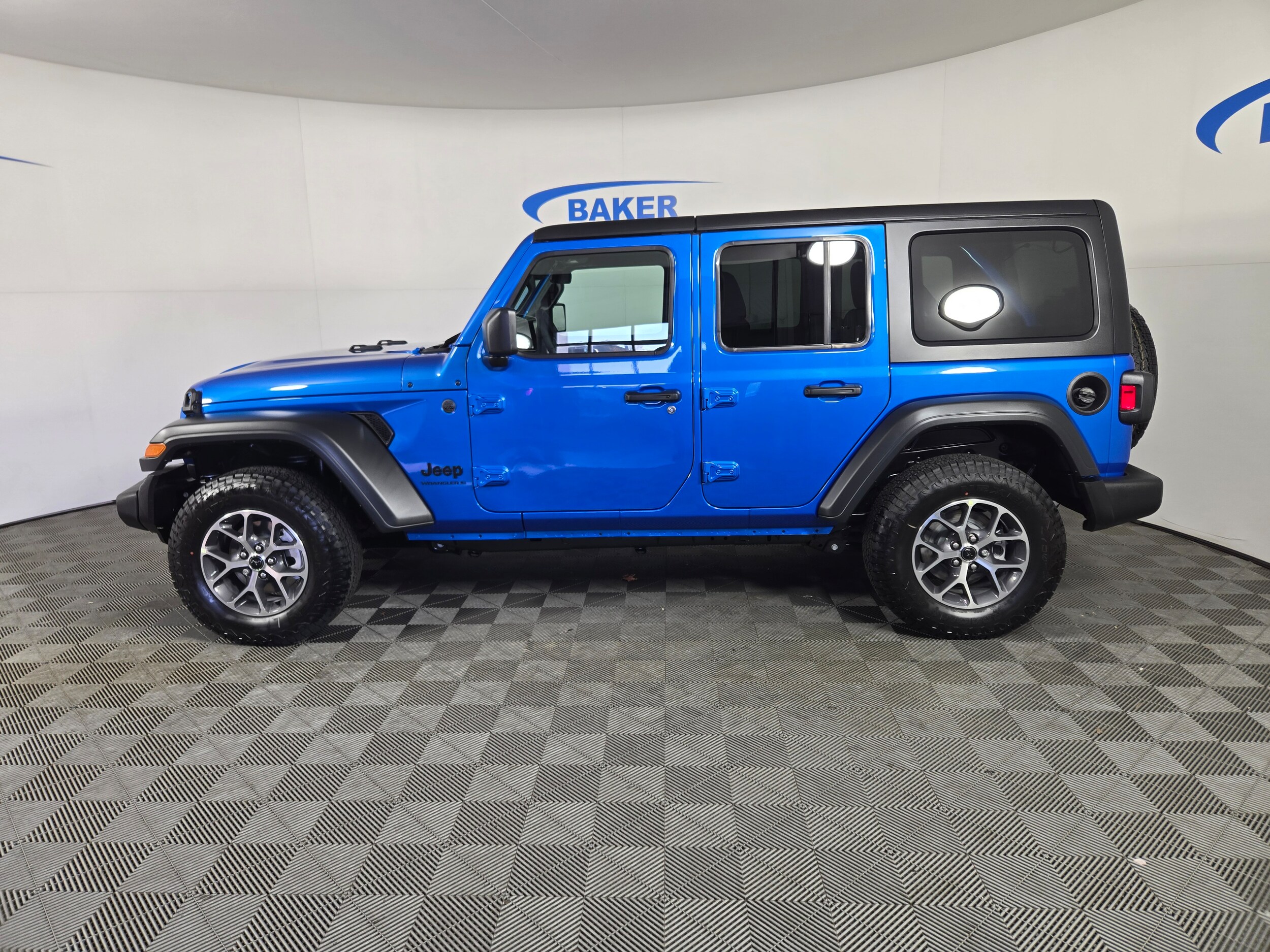 2026 Jeep Wrangler Sport S photo 4