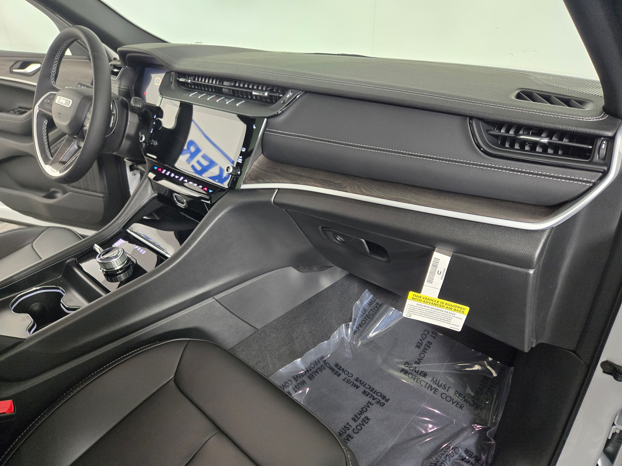 New 2026 Bright White Jeep Limited image 11