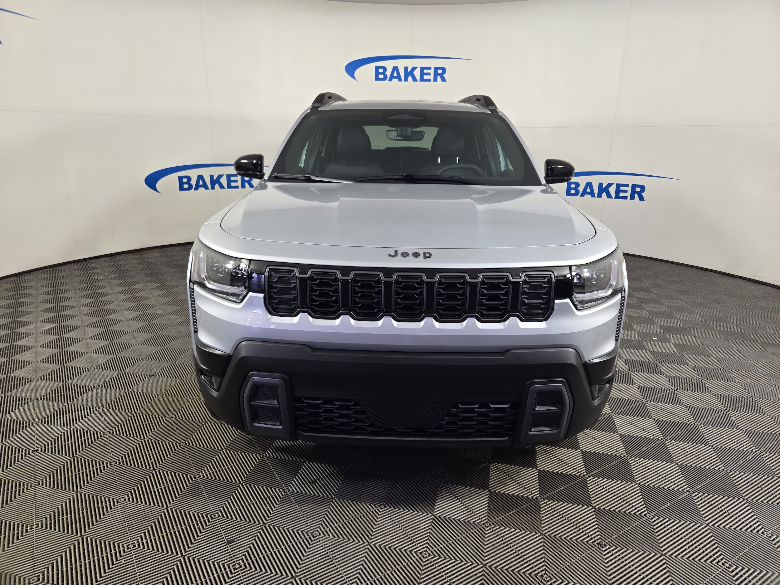 New 2026 Silver Zynith Jeep Laredo/Limited image 2
