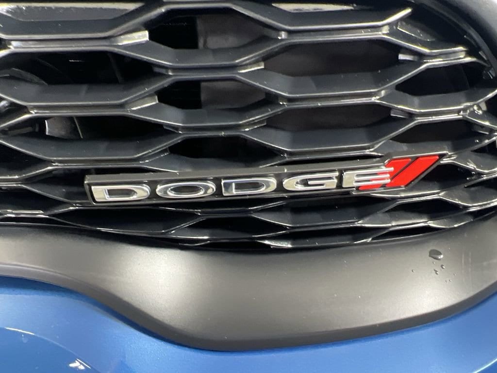 Used 2025 Frostbite Pearlcoat Dodge GT image 33