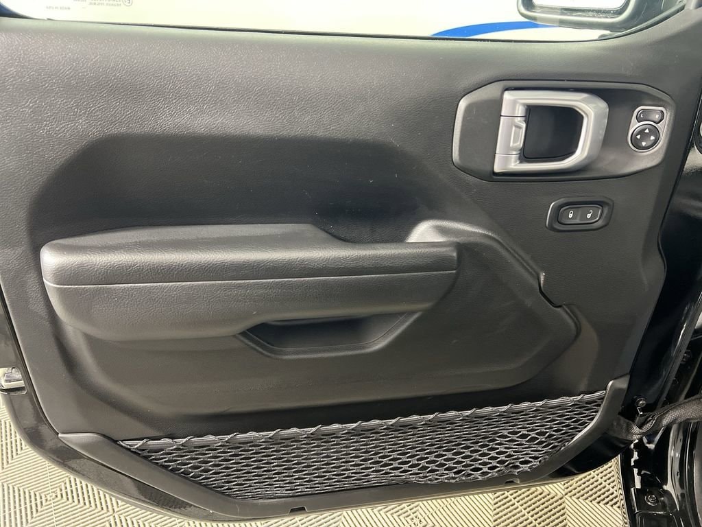 Used 2024 Black Jeep Sport image 21