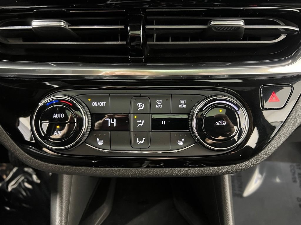 Used 2024 White Frost Tricoat Buick Sport Touring image 26