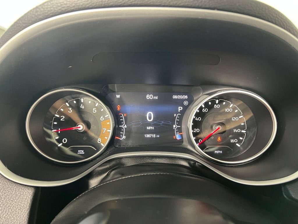 Used 2018 Laser Blue Pearlcoat Jeep Latitude 4x4 image 26