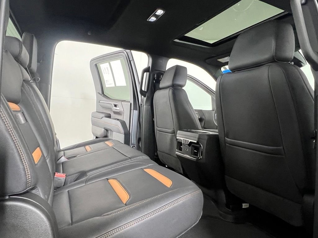 Used 2025 Sterling GMC AT4 image 13