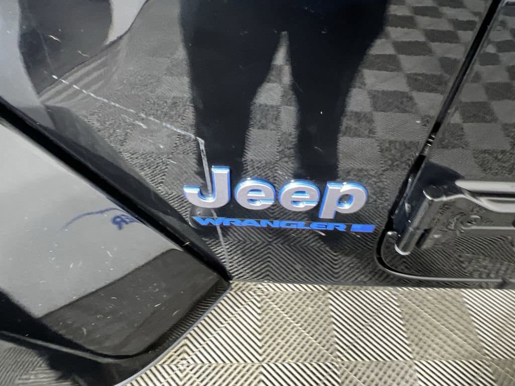 Used 2024 Black Jeep Sport image 30