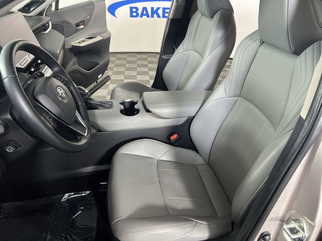 Used 2024 Titanium Glow Toyota LE image 19