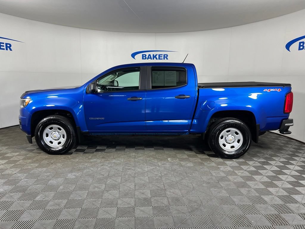 Used 2018 Kinetic Blue Chevrolet WT image 2
