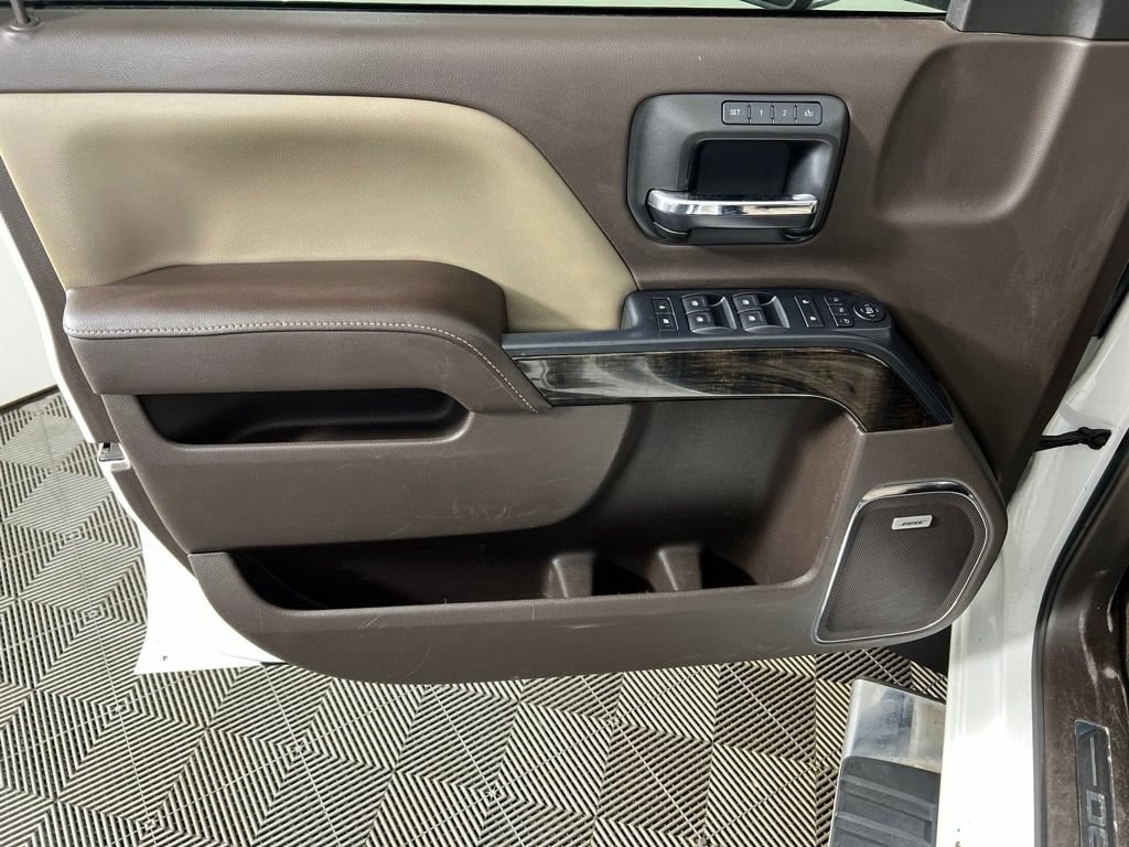 Used 2015 Summit White GMC Denali image 18