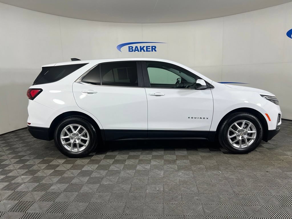 Used 2024 Summit White Chevrolet LT w/1LT image 7