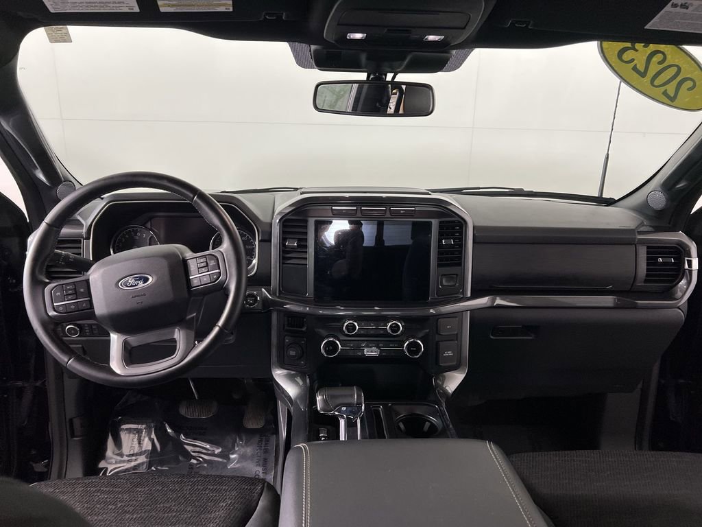 Used 2023 Agate Black Ford  image 21