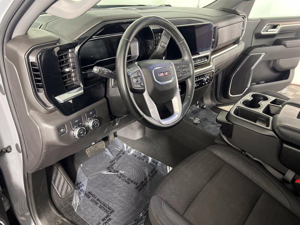 Used 2024 Thunderstorm Gray GMC Elevation image 16