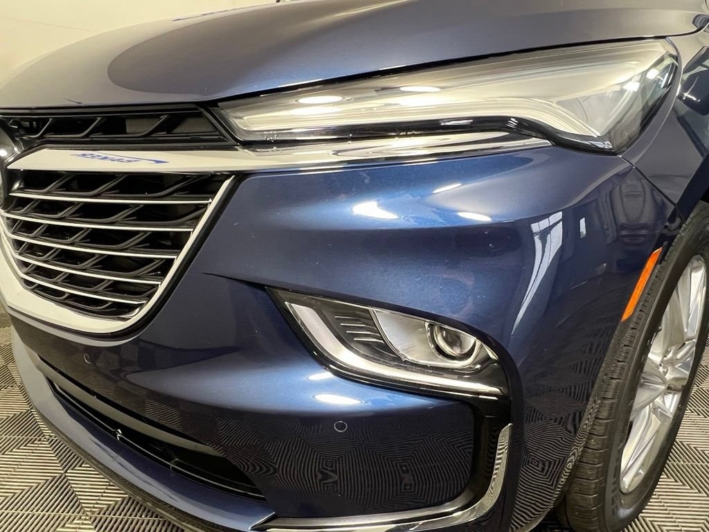 Used 2023 Emperor Blue Buick Premium image 39