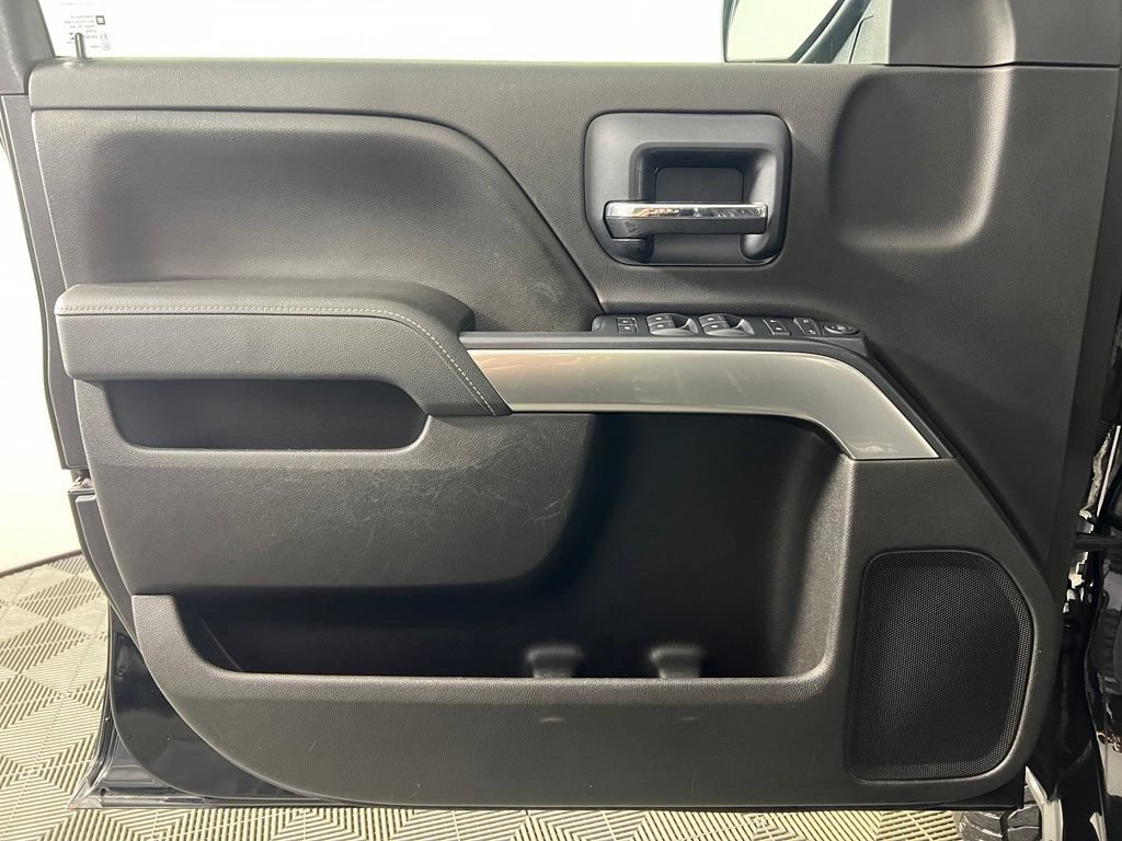 Used 2014 Black Chevrolet LT image 16