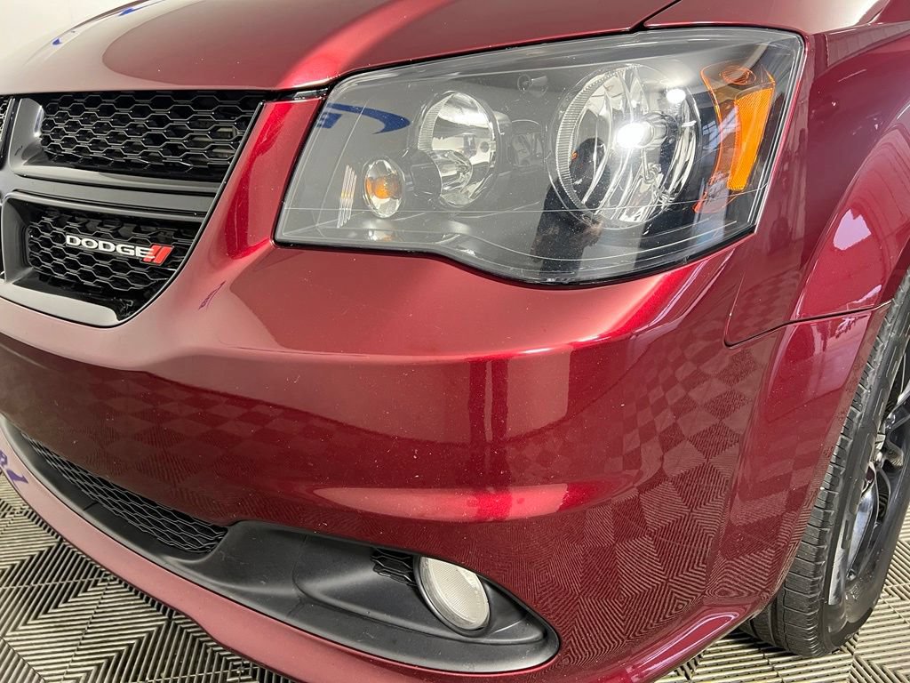 Used 2020 Octane Red Pearlcoat Dodge SXT image 34