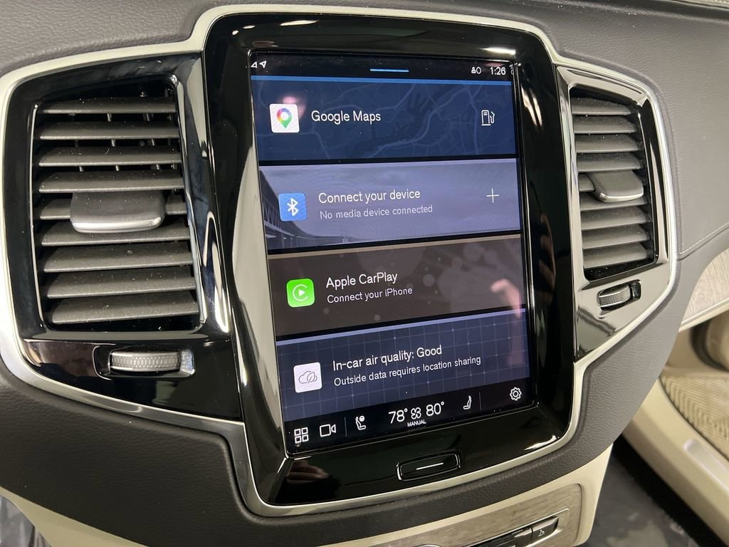 Used 2023 Bright Dusk Volvo B6 AWD Ultimate 6-Seater image 14