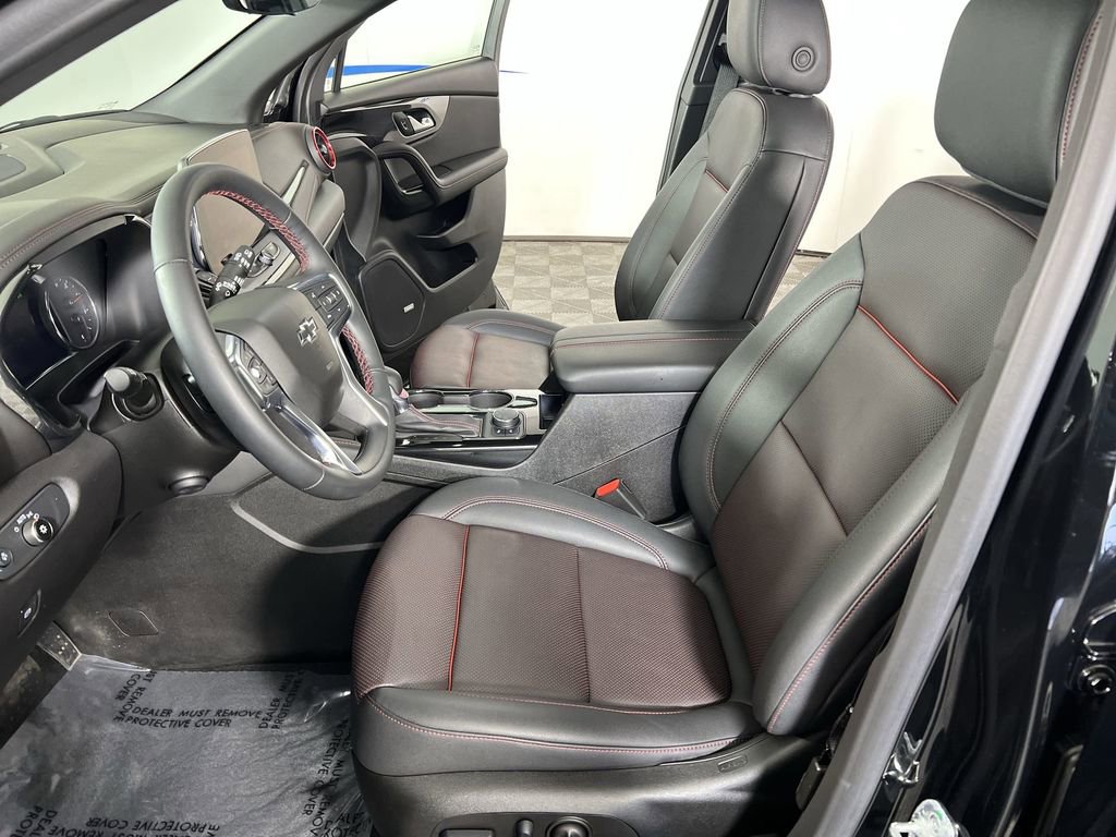 Used 2025 Black Chevrolet RS image 21