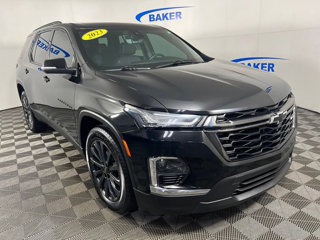 Used 2023 Mosaic Black Chevrolet RS image 8
