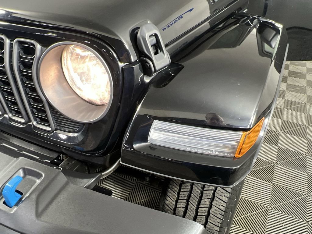 Used 2024 Black Jeep Sport image 34