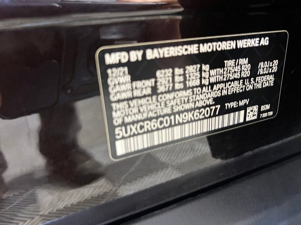Used 2022 Sparkling Brown BMW xDrive40i image 37