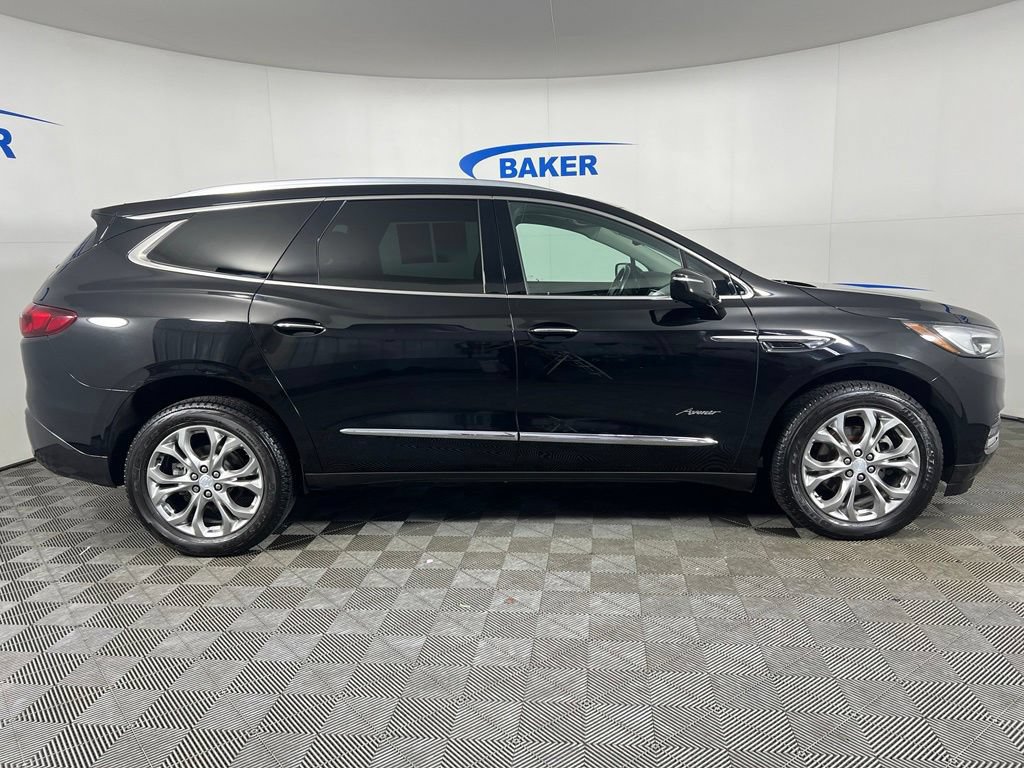 Used 2019 Ebony Twilight Buick Avenir image 7