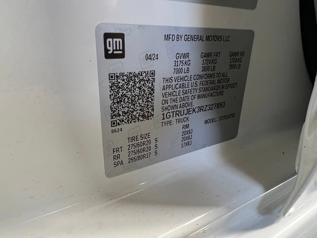 Used 2024 Summit White GMC Elevation w/3VL image 36
