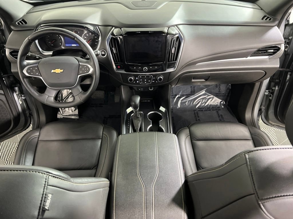 Used 2023 Sterling Gray Chevrolet LT Leather image 9