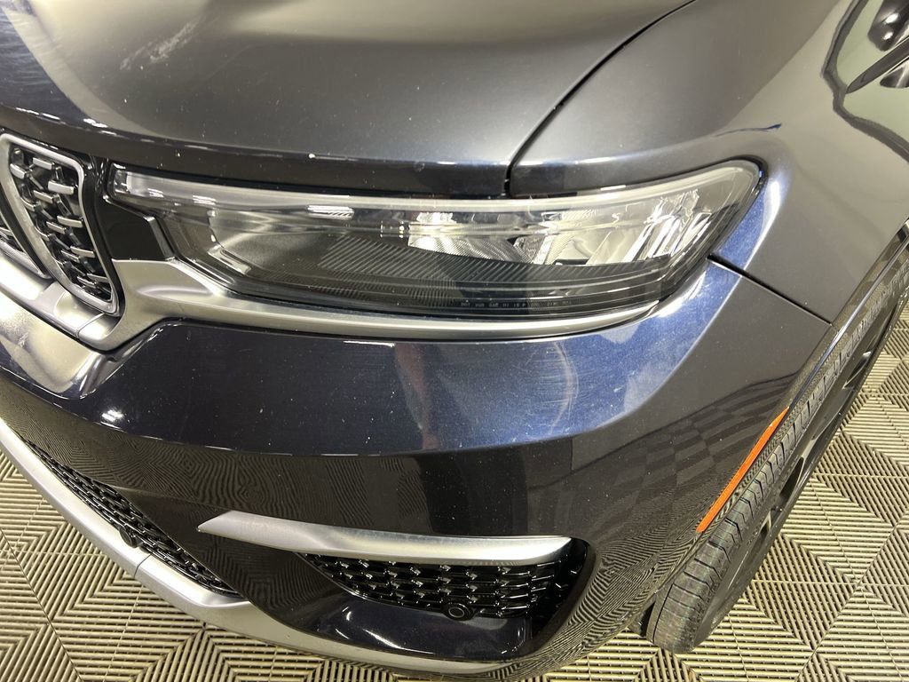 Used 2022 Midnight Sky Jeep Summit image 35