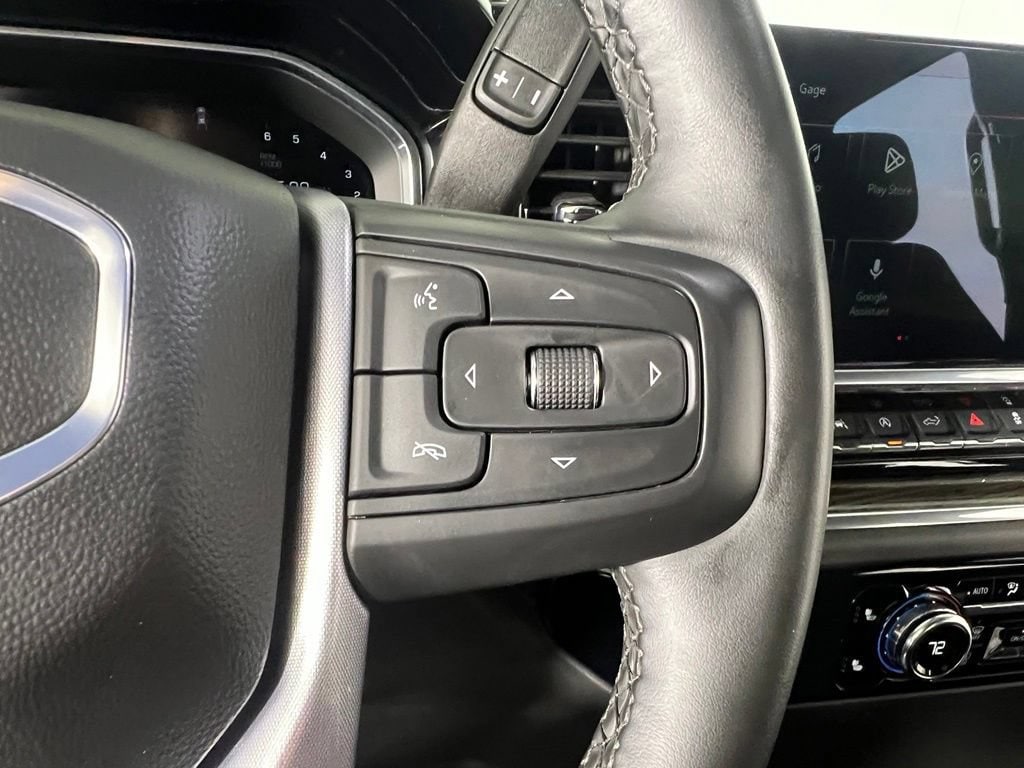 Used 2024 Summit White GMC Elevation w/3VL image 22