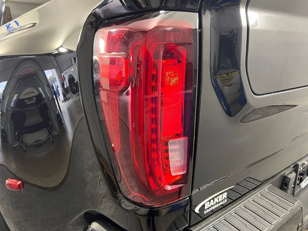 Used 2021 Onyx Black GMC Denali image 42