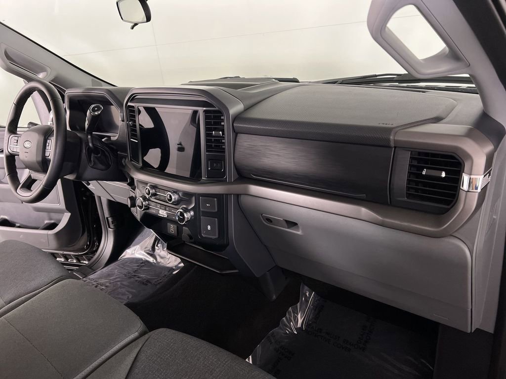 Used 2025 Agate Black Ford XLT image 27