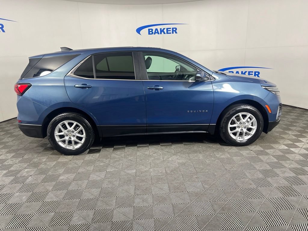 Used 2024 Lakeshore Blue Metallic Chevrolet LT w/1LT image 7