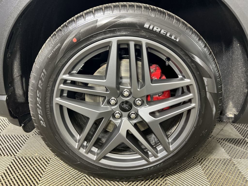 Used 2026 Gray Metallic Ford ST-Line image 34