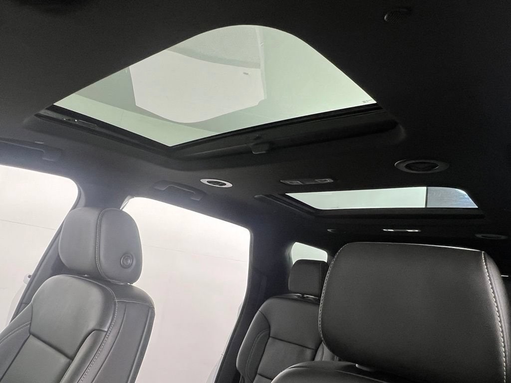 Used 2023 Summit White Chevrolet LT Leather image 24