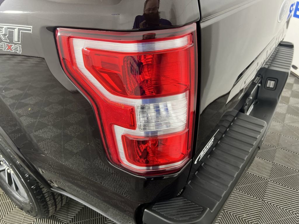 Used 2020 Magma Red Ford  image 35